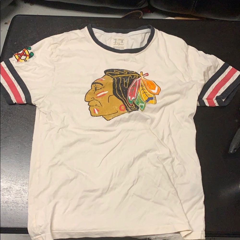 Blackhawks T shirt